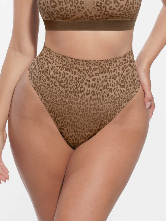 Seamless Leopard Fit – Udobne Tange sa Blagom Kontrolom Stomaka